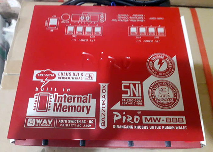 Amply Piro MW888